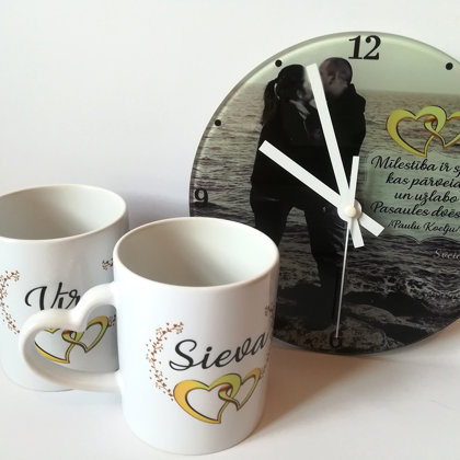 Pulkstenis D-20cm, 15 eur / Krūžu komplekts Sirdis, 13 eur