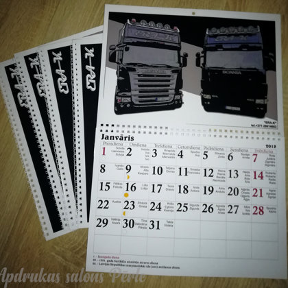 Personalizēts kalendārs ar noplēšamām mēnešu lapām / aizvērtā veidā A4 izm. / 8 eur