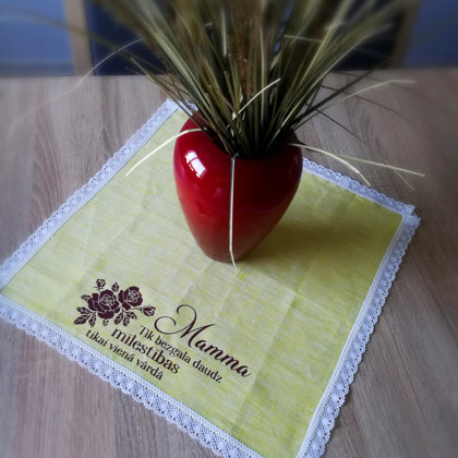 Lina galda sedziņa / 42x42cm / cena 9 eur